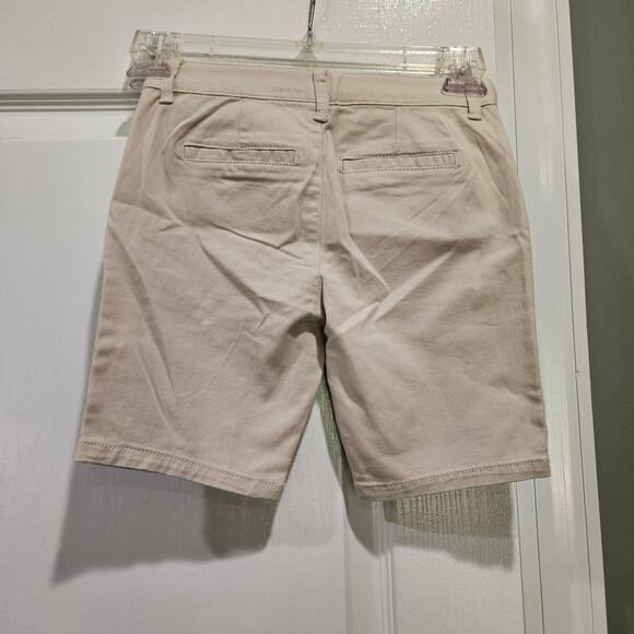 The Children's Place Girls Size 6 Uniform Stretch Chino Shorts NWT - Picture 3 of 4
